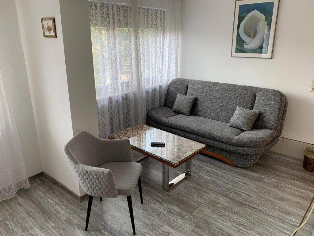 Hotel Cafe Waldeck Wuestenrot Bagian luar foto